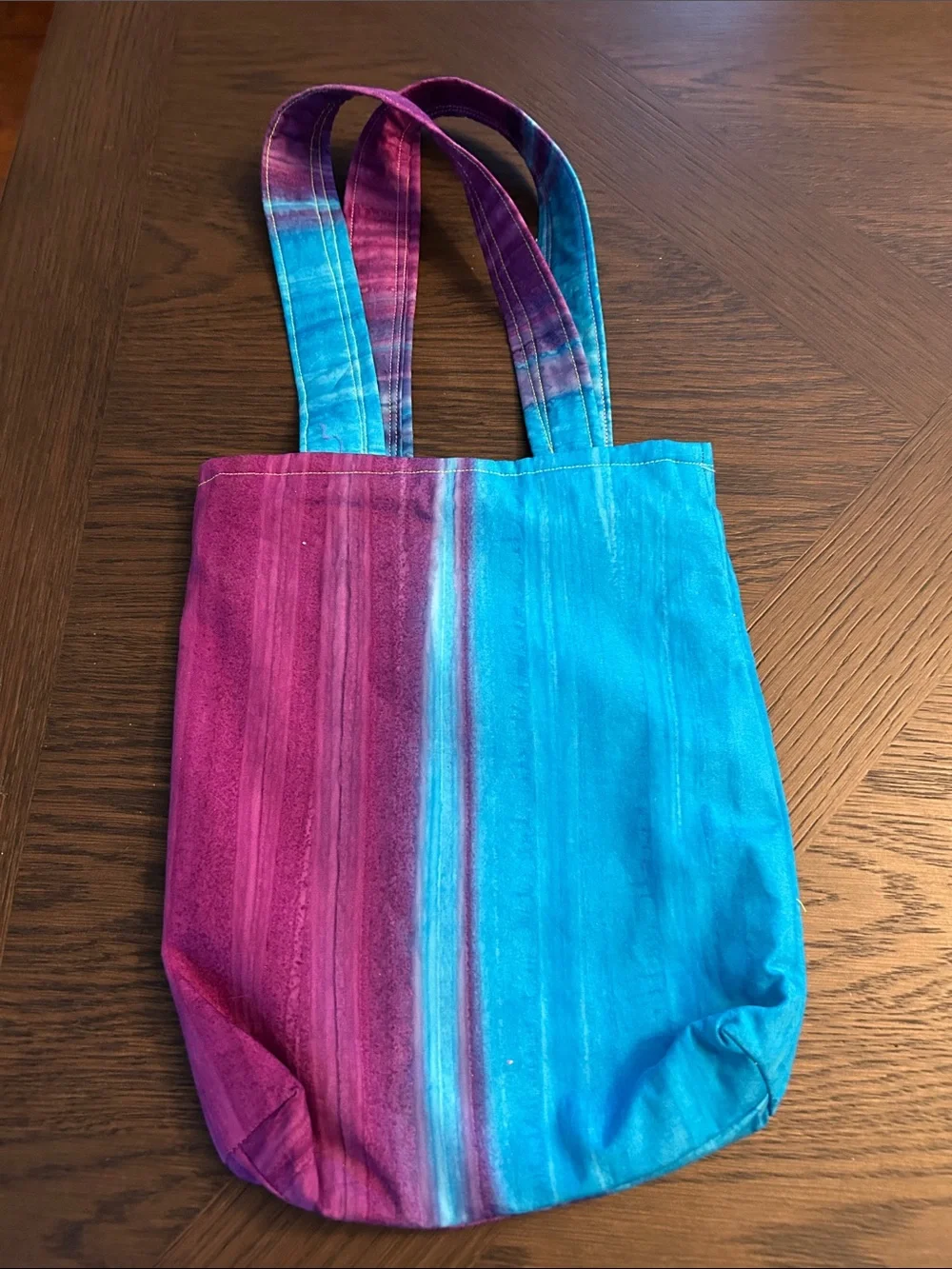 N/A stylish tote